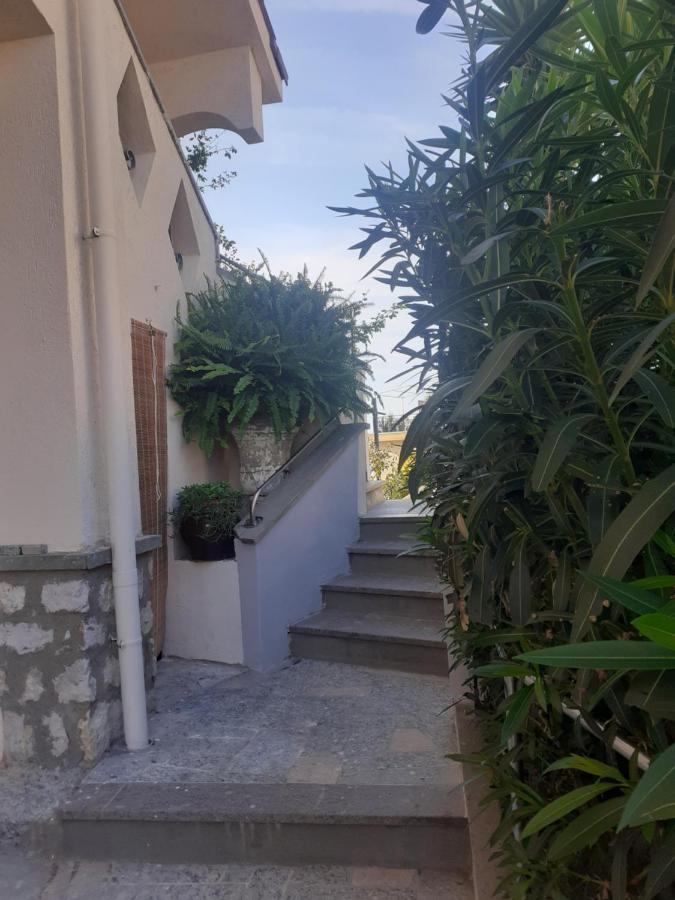 Bressa De Ma Affittacamere, Room & Breakfast Pietra Ligure Extérieur photo