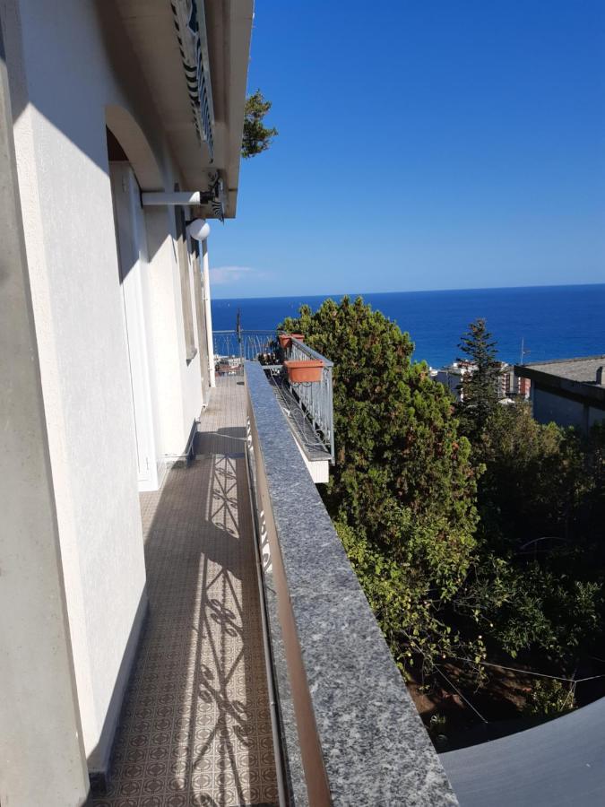 Bressa De Ma Affittacamere, Room & Breakfast Pietra Ligure Extérieur photo