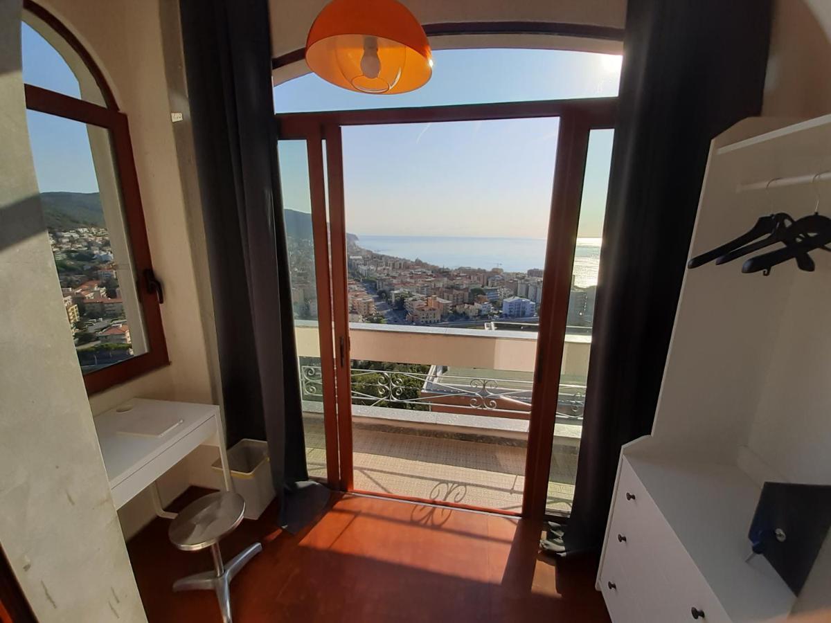 Bressa De Ma Affittacamere, Room & Breakfast Pietra Ligure Extérieur photo